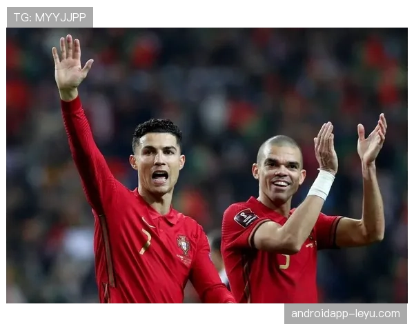 C罗与主帅激烈冲突引发球队内部关系热议