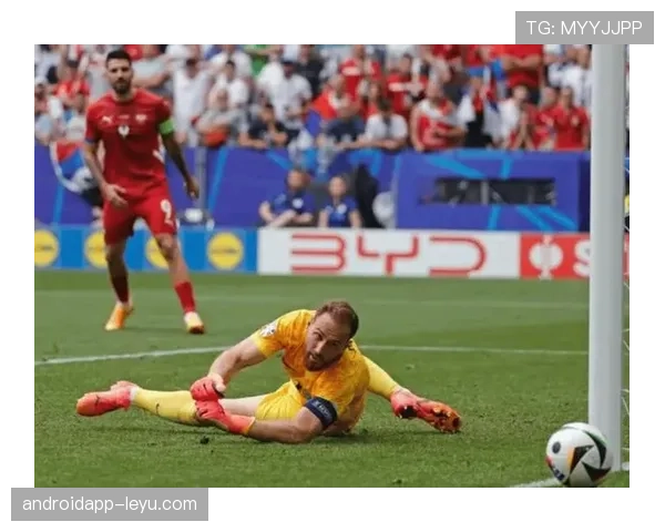 奥布拉克卷入世界最佳门将之争，争议评选引爆舆论热议