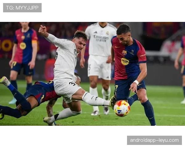 姆巴佩加时绝杀助球队逆转，关键表现锁定惊险胜局