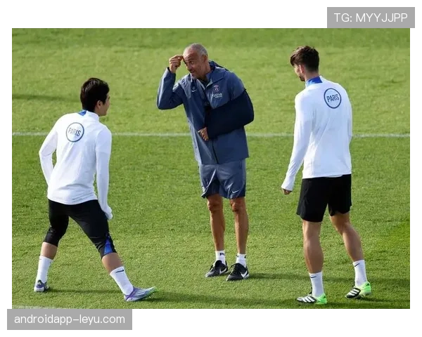 恩里克战术革新引爆足坛热议，全新进攻体系成球队制胜关键