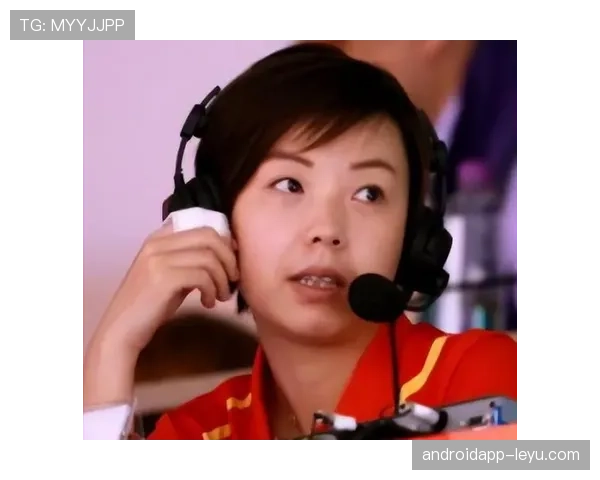 张怡宁穿得像邻家大姐去买菜，结账那一瞬手机屏幕的数字把我愣住